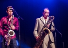20120929-IMG 1504  Mike Sanchez (chant, piano), Pascal Fouquet (guitare), Thibault Chopin (contrebasse), Drew Davies (saxophone),  XX (saxophone baryton), Simon Boyer (batterie) : 2012, CERGY PONTOISE, CONCERT, SALON ROCK n BOOGIE