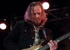 Gerry McAvoy (basse) Ted McKenna (batterie) Marcel Scherpenzeel (guitare, chant)