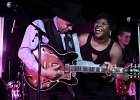 John Primer (guitare et chant), Billy Flynn (guitare et chant), Peaches Staten (chant), Bob Corritore (harmonica), Melvin Smith (basse), Willie &#34;The Touch&#34; Hayes (batterie)