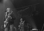 Bart Walker  (guitare, chant)