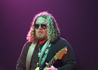 Bart Walker  (guitare, chant)