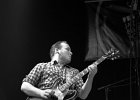 Jimmy Bowskill (guitare, chant, claviers)