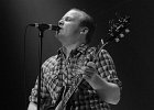Jimmy Bowskill (guitare, chant, claviers)