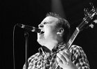 Jimmy Bowskill (guitare, chant, claviers)