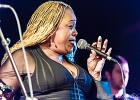 Chicago Blues Festival : Linsey Alexander (chant, guitare), Nellie &#34;Tiger&#34; Travis (chant), Harmonica Hinds (chant, harmonica), Fabrizio &#34;Breezy&#34; Rodio (guitare, chant), Donald Simmons (basse), Pooky Styx (batterie)