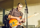 Tomislav (chant, guitare et harmonica), Jean-Bernard Petri (basse, contrebasse)