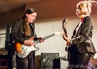The Wild Ladybugs : Gaelle Buswel (chant, guitare), Lionel Riss (guitare), Michel Iozza (basse), Jimmy Montout (batterie), Damien Cornelis (clavier)