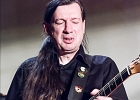 The Wild Ladybugs : Gaelle Buswel (chant, guitare), Lionel Riss (guitare), Michel Iozza (basse), Jimmy Montout (batterie), Damien Cornelis (clavier)