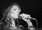 Gaelle Buswel et Michaal Benjelloun (guitare)