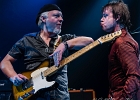 Jesus Volt : Lord Tracy (chant et harmonica), El Tao (guitare), Fuzzy Bear (basse) and  Holy Bear (batterie),  invité Fred Chapellier (guitare, chant)