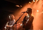 Gaelle Buswel et Michaal Benjelloun (guitare et chant)