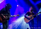 Gaelle Buswel et Michaal Benjelloun (guitare et chant)