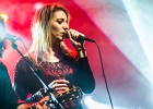 Gaelle Buswel et Michaal Benjelloun (guitare et chant)