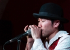 Yoshito Kiyono (Harmonica. Chant.), Damien Cornelis (Piano), Marten Ingle (Basse), Mike Rodbard (Batterie) : 2014, BLUES, CONCERT
