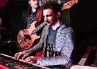 Yoshito Kiyono (Harmonica. Chant.), Damien Cornelis (Piano), Marten Ingle (Basse), Mike Rodbard (Batterie) : 2014, BLUES, CONCERT