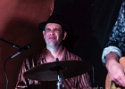 Yoshito Kiyono (Harmonica. Chant.), Damien Cornelis (Piano), Marten Ingle (Basse), Mike Rodbard (Batterie) : 2014, BLUES, CONCERT