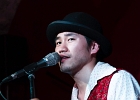 Yoshito Kiyono (Harmonica. Chant.), Damien Cornelis (Piano), Marten Ingle (Basse), Mike Rodbard (Batterie) : 2014, BLUES, CONCERT