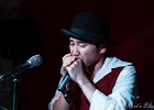 Yoshito Kiyono (Harmonica. Chant.), Damien Cornelis (Piano), Marten Ingle (Basse), Mike Rodbard (Batterie) : 2014, BLUES, CONCERT