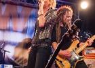 Gaelle Buswel (chant, guitare), Michaal Benjelloun (guitare), Thomas d&#39;Arbigny (basse), Jimmy Montout (batterie), Laurian Daire (claviers)