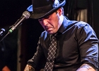 Manu Lanvin (chant, guitare), Gabriel Barry (contrebasse), Jimmy Montout (batterie)