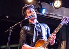 Manu Lanvin (chant, guitare), Gabriel Barry (contrebasse), Jimmy Montout (batterie)
