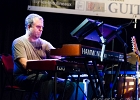 Manuto : Manuel Destanques (guitare, chant), Etienne Brachet (batterie), Vincent Faucher (basse) et  ? (claviers)