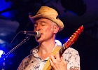 Manuto : Manuel Destanques (guitare, chant), Etienne Brachet (batterie), Vincent Faucher (basse) et  ? (claviers)
