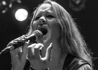 Layla Zoe (chant), Jan Laacks (guitare), Hardy Fischötter (batterie), Gregor Sonnenberg (basse) : 2014, BLUES ROCK, CONCERT, ESPACE PAUL.B, LAYLA ZOE, MASSY, ROCK