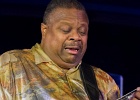 Andrew Jr. Boy Jones (guitare, chant), Mark Kaz Kazanoff (sax, harmo, chant), Kerrie Lepai (chant), Shawn Phares (claviers), Chris Jones (basse), Jamil Byrom (batterie) : 2014, BLUES, CHICAGO BLUES FESTIVAL, CONCERT, LE MERIDIEN