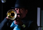 Andrew Jr. Boy Jones (guitare, chant), Mark Kaz Kazanoff (sax, harmo, chant), Kerrie Lepai (chant), Shawn Phares (claviers), Chris Jones (basse), Jamil Byrom (batterie) : 2014, BLUES, CHICAGO BLUES FESTIVAL, CONCERT, LE MERIDIEN