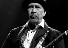 Van Wilks (guitare, chant), Francis Campello (basse), ? (batterie) : 2015, BILLY BOB'S, BLUES ROCK, CATCHOU, CONCERT, VAN WILKS