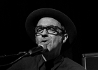 The Hub   : Hubert ZeroSix (guitare, chant), Betty Rojas (percussions, choeur) et  Sylvain (batterie) : 2015, CONCERT, ENTREPONT, ISSY LES MOULINEAUX, THE HUB