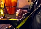 The Hub   : Hubert ZeroSix (guitare, chant), Betty Rojas (percussions, choeur) et  Sylvain (batterie) - en guest Norbert Krief (guitare) : 2015, CONCERT, ENTREPONT, ISSY LES MOULINEAUX, THE HUB
