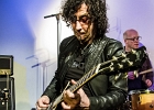 The Hub   : Hubert ZeroSix (guitare, chant), Betty Rojas (percussions, choeur) et  Sylvain (batterie)  - en guest Norbert Krief (guitare) : 2015, CONCERT, ENTREPONT, ISSY LES MOULINEAUX, THE HUB