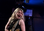 IMG 1602  Joanne Shaw Taylor (chant, guitare),  XX (basse),  YY (batterie)