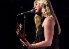 IMG 1620  Joanne Shaw Taylor (chant, guitare),  XX (basse),  YY (batterie)