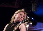 IMG 1626  Joanne Shaw Taylor (chant, guitare),  XX (basse),  YY (batterie)