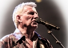 IMG 2170  Rob Tognoni (guitare, chant), Gerry Reynders (batterie) et Slawek Semeniuk (basse) : 2015, BILLY BOB'S, BLUES ROCK, CONCERT, DISNEY VILLAGE, ROB TOGNONI, ROCK