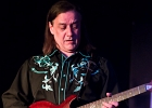 IMG 2308  Neal Black (chant, guitare), Mike Lattrell (claviers), Kris Jefferson (basse), Jean Michael Tallet (batterie), Pascal &#34;Bako&#34; Mikaelian (harmonica) : 2015, BLUES, BLUES ROCK, CONCERT, JAZZ CLUB LIONEL HAMPTON, LUCILE BAKO MIKAELIAN, NEAL BLACK, PASCAL BAKO MIKAELIAN
