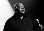 IMG 2429  Sugaray Rayford (chant), Gino Matteo (guitare), Ralph Carter(basse), Lavell Jones (batterie), Cedric Le Goff (claviers) : 2015, BLUES, CONCERT, ROCK, SOUL, SUGARAY RAYFORD, TREMBLAY EN FRANCE