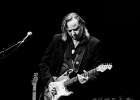 IMG 2511  Band of Friends : Gerry Mc Avoy (basse), Ted Mc Kenna (batterie), Marcel Scherpenzeel (guitare, chant) : 2015, BAND OF FRIENDS, BLUES, BLUES ROCK, CONCERT, GERRY MC AVOY, MARCEL SCHERPENZEEL, PHILIPPE MENARD, ROCK, RORY GALLAGHER, TED MC KENNA, TREMBLAY EN FRANCE