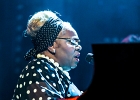 IMG 3195  Kathy Boye (chant, piano, harmonica), La Velle (chant), Sam Mister Tchang (guitare) ,  Pascal Celma (basse), André Neufert (batterie), Greg Aguitar (claviers), Daniel Stec (piano) : 2015, BILLY BOB'S, BLUES, CONCERT, GOSPEN, KATHY BOYE, LA VELLE, SOUL