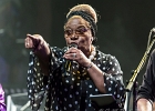 IMG 3205  Kathy Boye (chant, piano, harmonica), La Velle (chant), Sam Mister Tchang (guitare) ,  Pascal Celma (basse), André Neufert (batterie), Greg Aguitar (claviers), Daniel Stec (piano) : 2015, BILLY BOB'S, BLUES, CONCERT, GOSPEN, KATHY BOYE, LA VELLE, SOUL