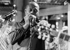 IMG 4645  Russ Green (harmonica, chant),  Toronzo Cannon  (guitare), David Forte (basse), Christopher Alexander (batteur), Ronnie Hicks (claviers) : 2015, BARCELONE, CROISIERE BLUES, EIROPEAN BLUES CRUISE, MARSEILLE, MINORQUE