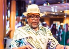 IMG 4663  Russ Green (harmonica, chant),  Toronzo Cannon  (guitare), David Forte (basse), Christopher Alexander (batteur), Ronnie Hicks (claviers) : 2015, BARCELONE, CROISIERE BLUES, EIROPEAN BLUES CRUISE, MARSEILLE, MINORQUE