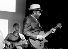 IMG 4873  Vasti Jackson (guitare, chant), David Forte (basse), Christopher Alexander (batteur), Ronnie Hicks (claviers) : 2015, BARCELONE, CROISIERE BLUES, EIROPEAN BLUES CRUISE, MARSEILLE, MINORQUE
