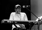 IMG 4875  Vasti Jackson (guitare, chant), David Forte (basse), Christopher Alexander (batteur), Ronnie Hicks (claviers) : 2015, BARCELONE, CROISIERE BLUES, EIROPEAN BLUES CRUISE, MARSEILLE, MINORQUE