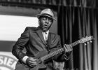 IMG 4883  Vasti Jackson (guitare, chant), David Forte (basse), Christopher Alexander (batteur), Ronnie Hicks (claviers) : 2015, BARCELONE, CROISIERE BLUES, EIROPEAN BLUES CRUISE, MARSEILLE, MINORQUE