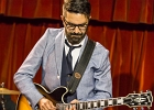 IMG 5182  Hat man Session :  Nasser Ben Dadoo (guitare, chant), Marko Balland (harmonica), Tomi Matthieu  (contrebasse), Alexis Voisin (batterie) : 2015, BLUES, CONCERT, L'ENTREPOT, NASSER BEN DADDO