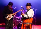 IMG 5584  Roy Ganes (guitar, chant), David Melton (guitare), Richard Reed (basse),  James Paxson (batterie), Joe Cambpell  (trompette), Lawrence Kincherlow (sax ténor). : 2015, BLUES, CONCERT, ROCK, ROY GAINES AND HIS TUXEDO BLUES ORCHESTRA, TREMBLAY EN FRANCE